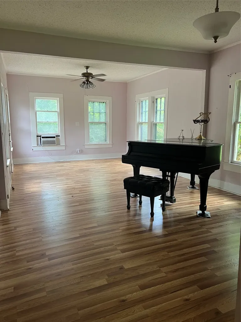 434 Norwood Street Marlin TX 76661