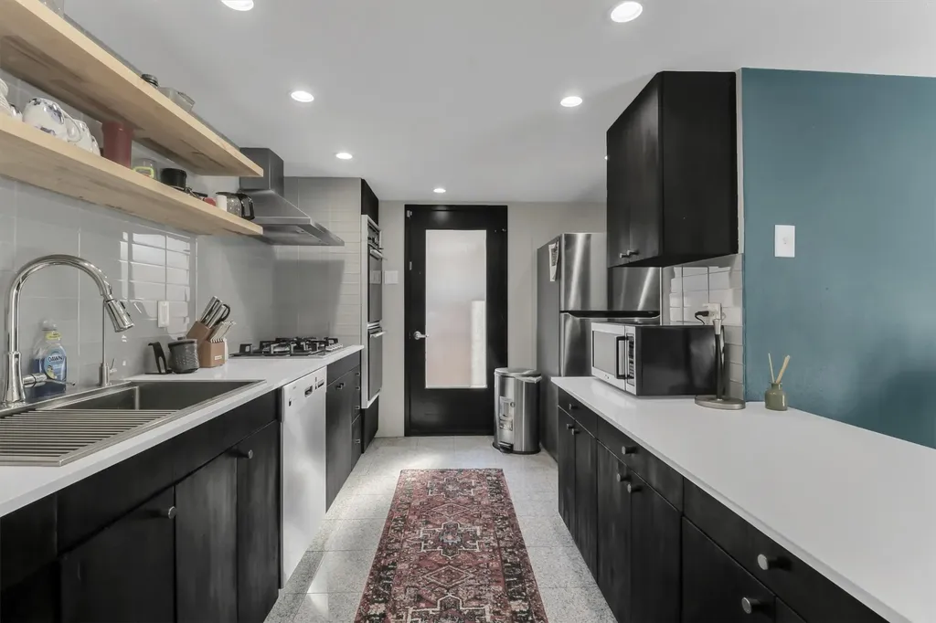 7428 Walling Lane Dallas TX 75231