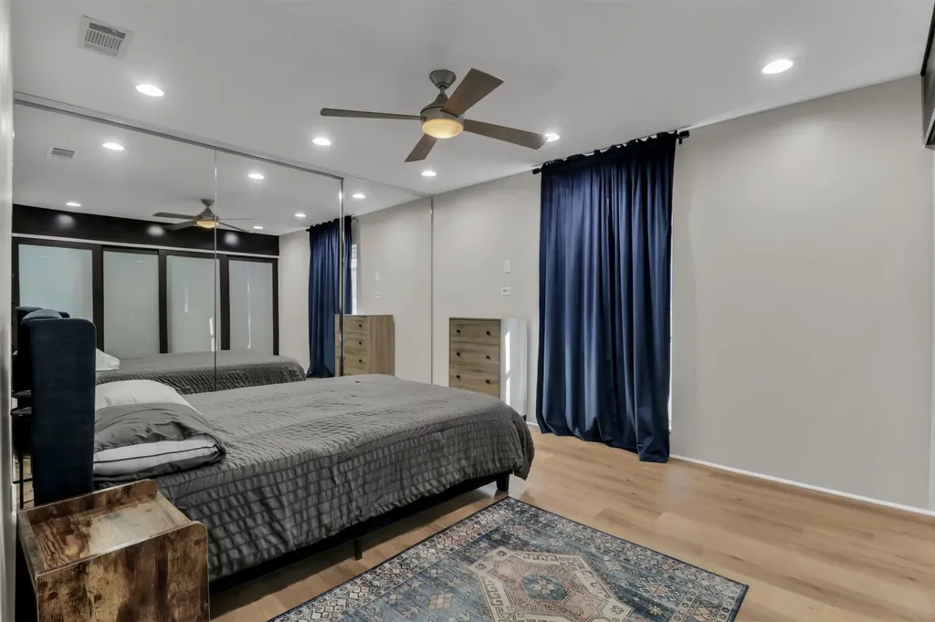 7428 Walling Lane Dallas TX 75231