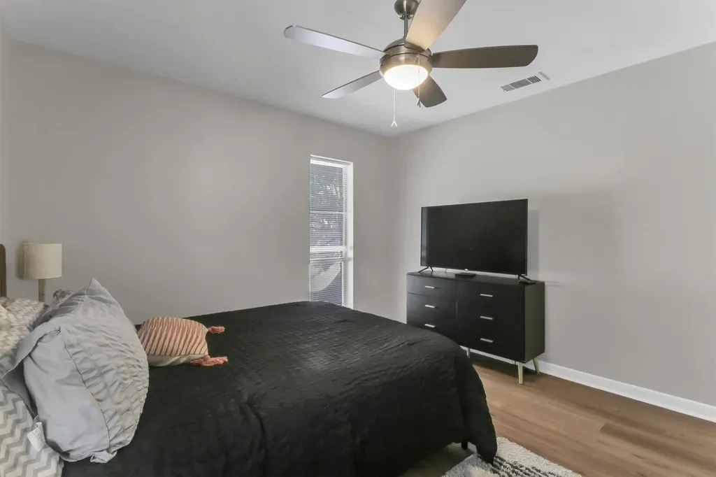 7428 Walling Lane Dallas TX 75231