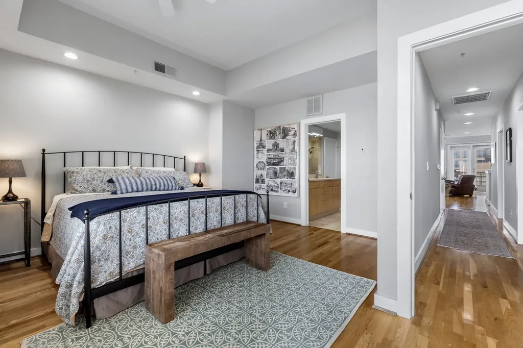 5055 Addison Circle Addison TX 75001