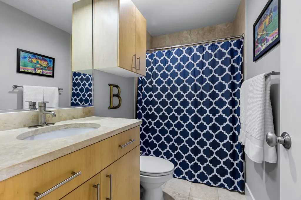5055 Addison Circle Addison TX 75001
