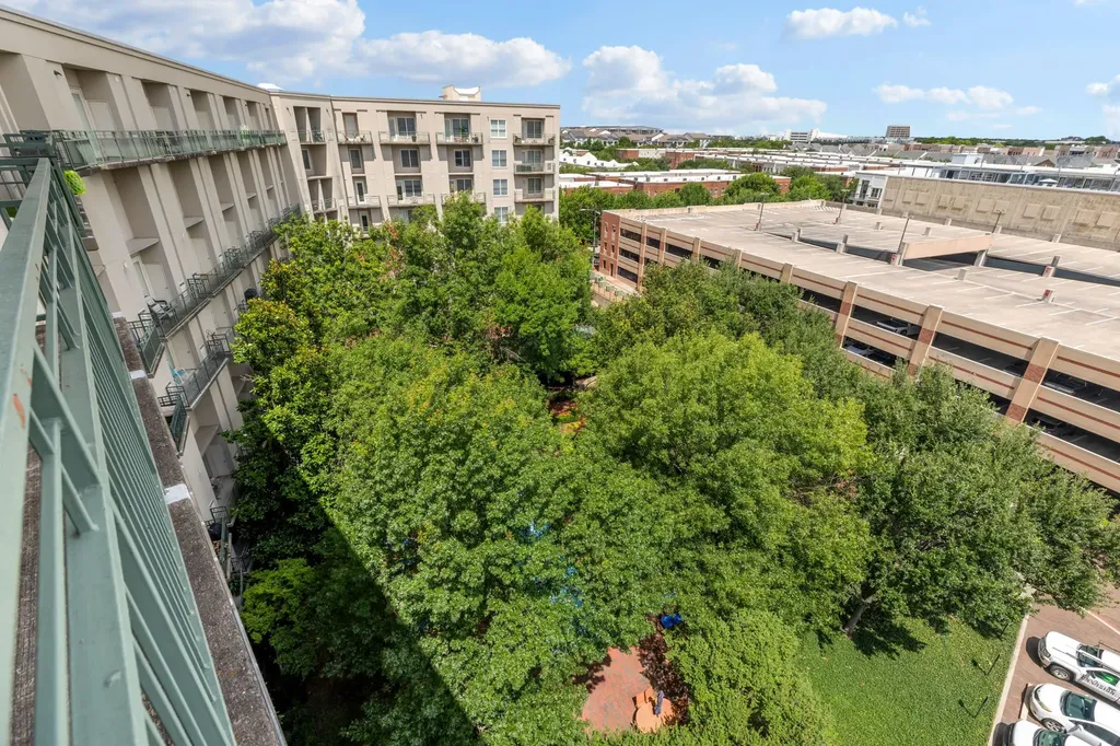 5055 Addison Circle Addison TX 75001