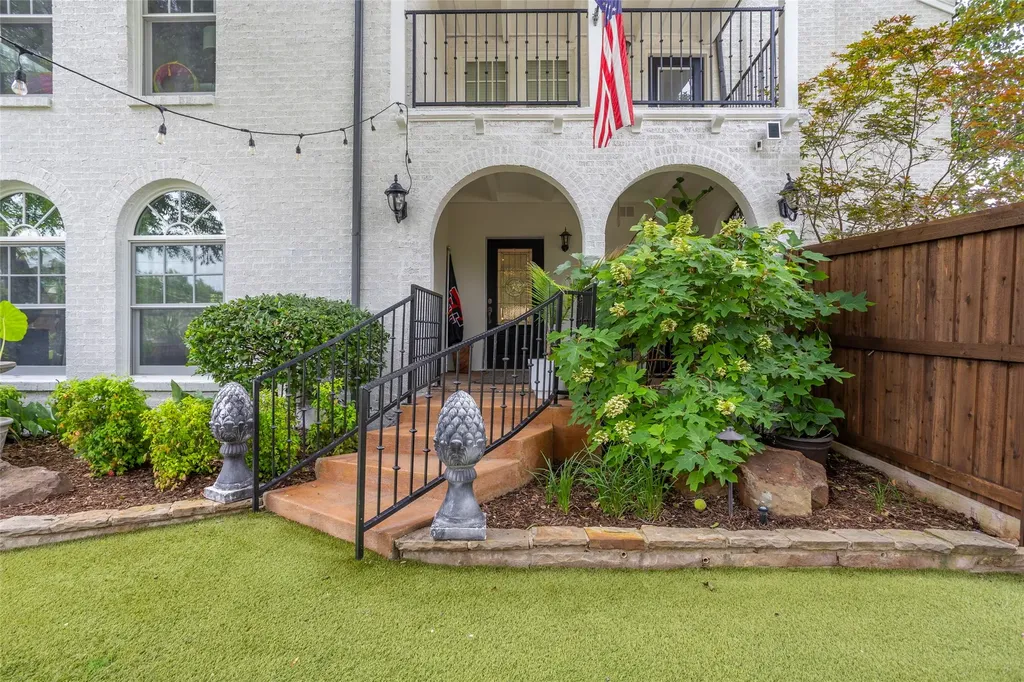 3782 W 4th Street Fort Worth TX 76107