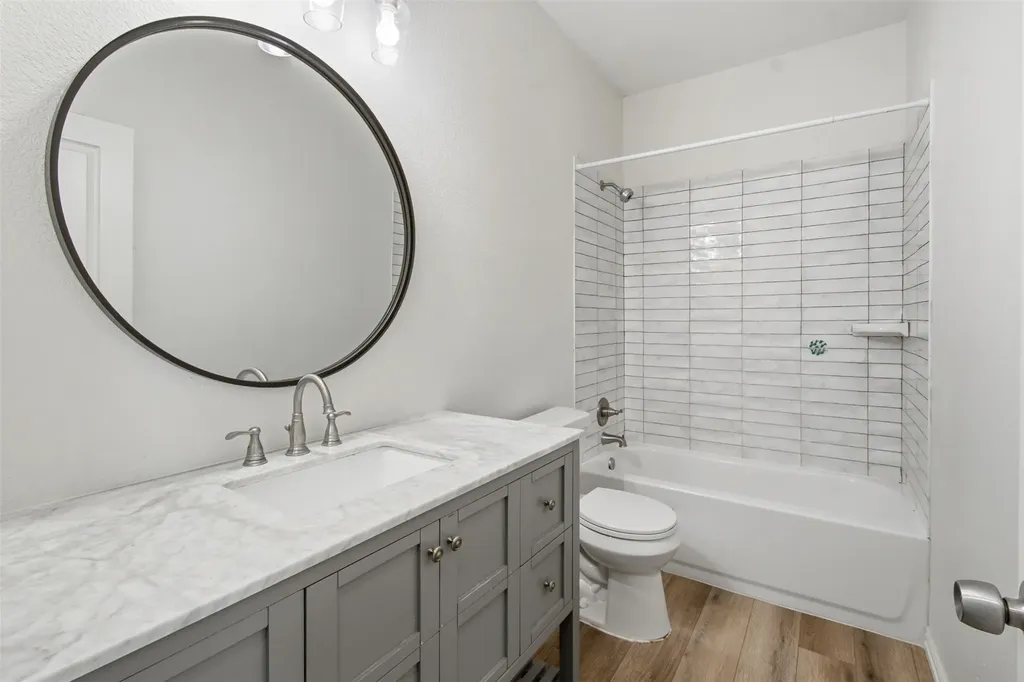 2201 Willow Creek Drive Little Elm TX 75068