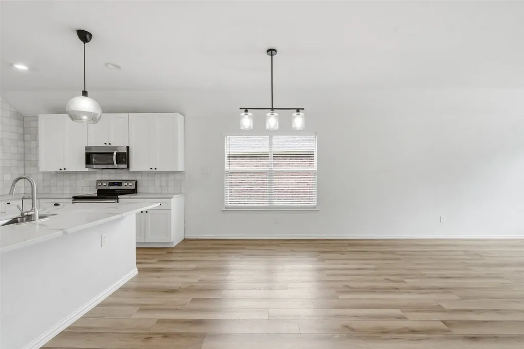2201 Willow Creek Drive Little Elm TX 75068