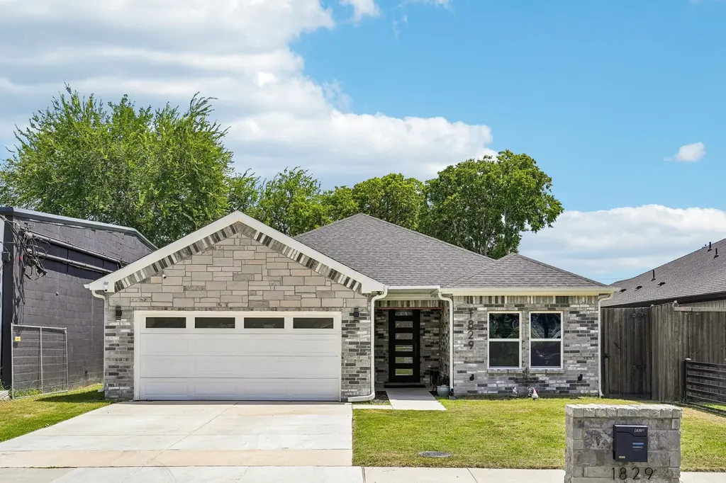 1829 Galveston Street Grand Prairie TX 75051