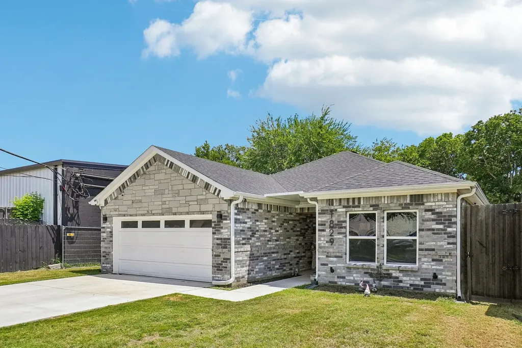 1829 Galveston Street Grand Prairie TX 75051