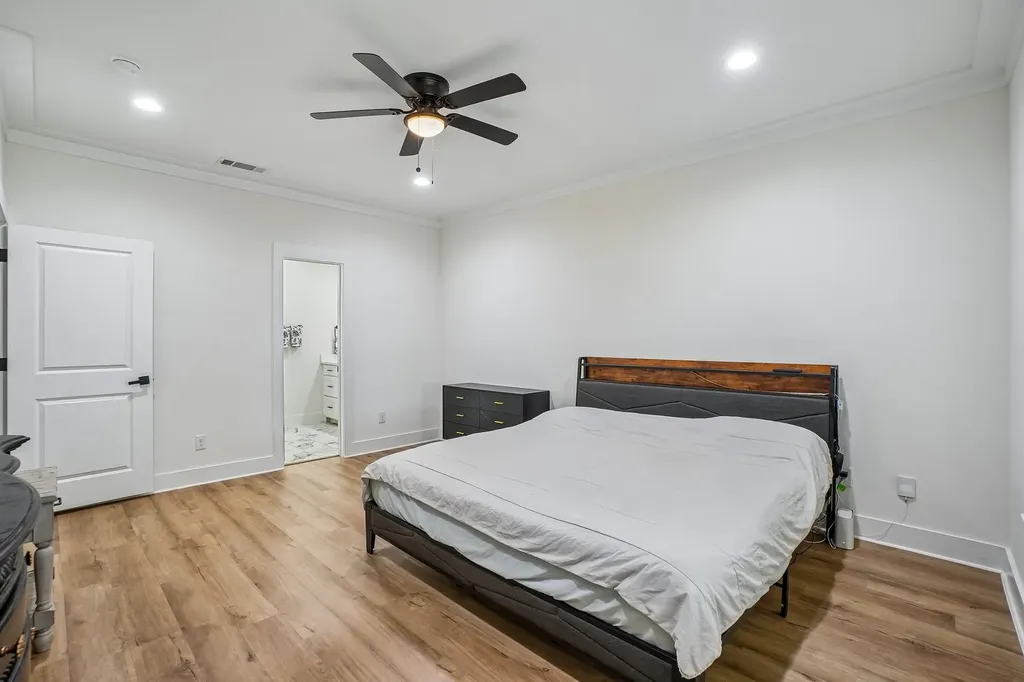 1829 Galveston Street Grand Prairie TX 75051