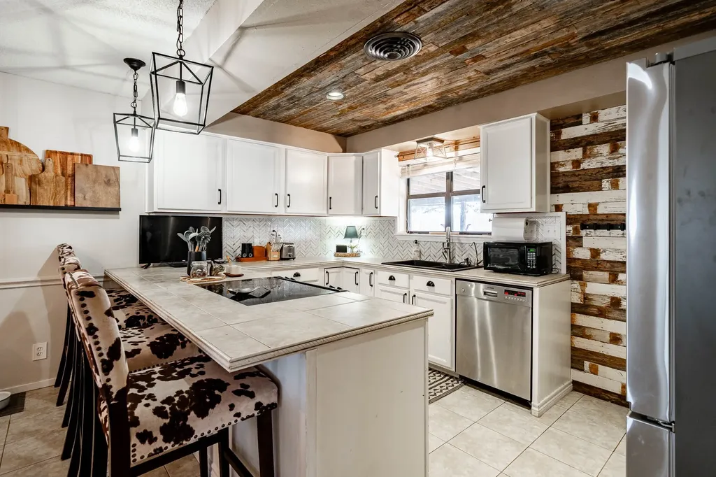616 W Main Street Bronte TX 76933