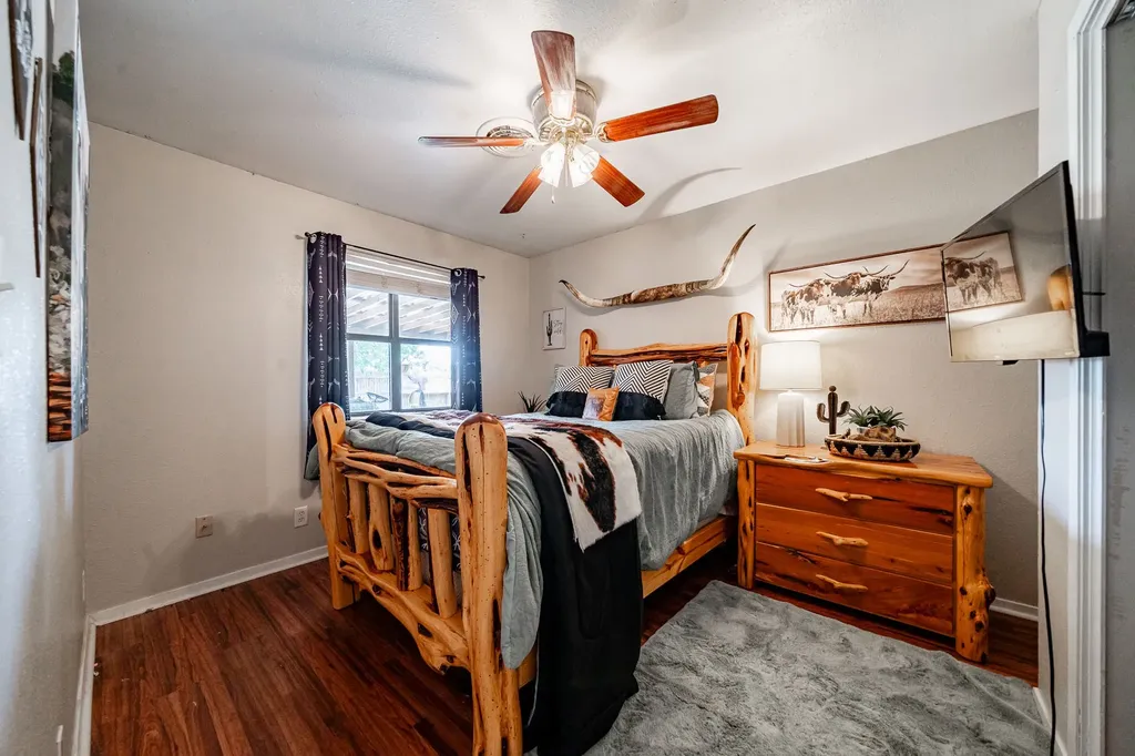616 W Main Street Bronte TX 76933