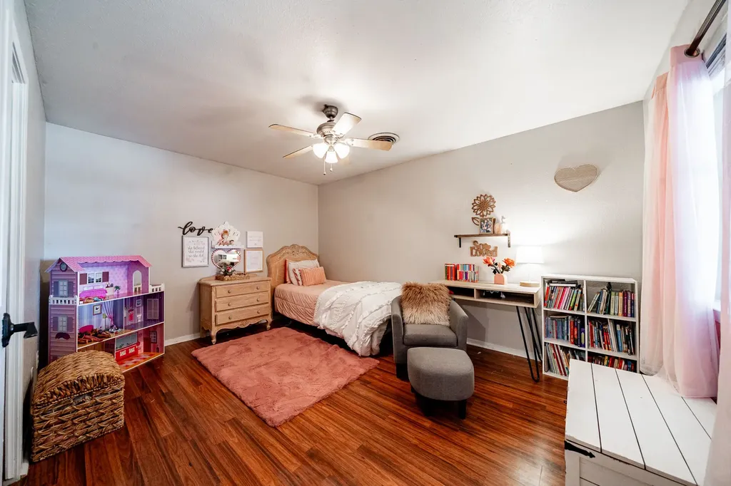 616 W Main Street Bronte TX 76933