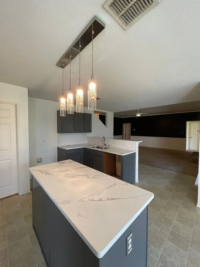 825 Forest Heights Drive Fort Worth TX 76036