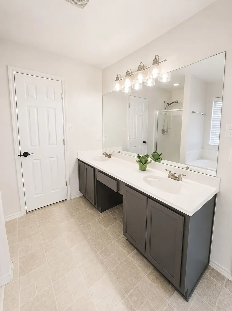 825 Forest Heights Drive Fort Worth TX 76036