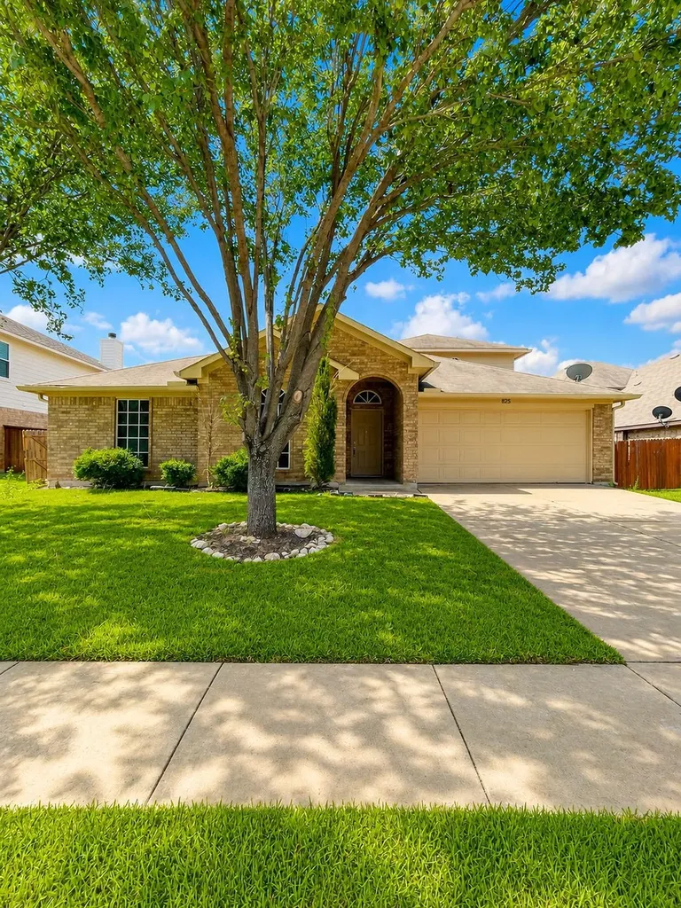 825 Forest Heights Drive Fort Worth TX 76036