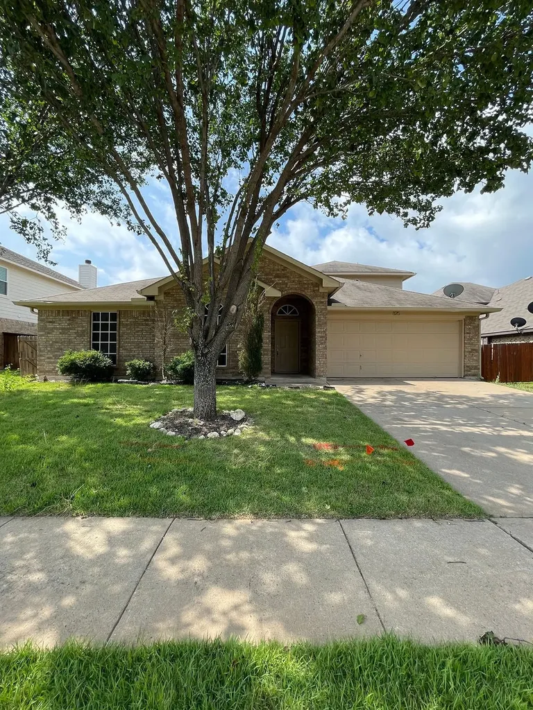 825 Forest Heights Drive Fort Worth TX 76036