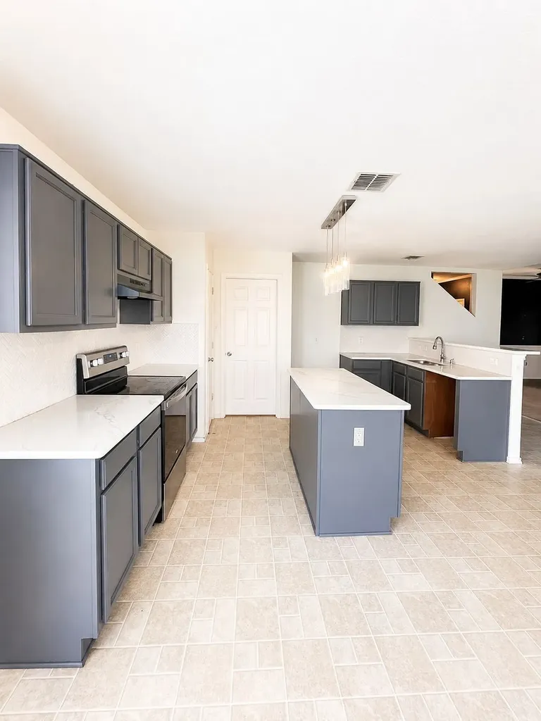 825 Forest Heights Drive Fort Worth TX 76036