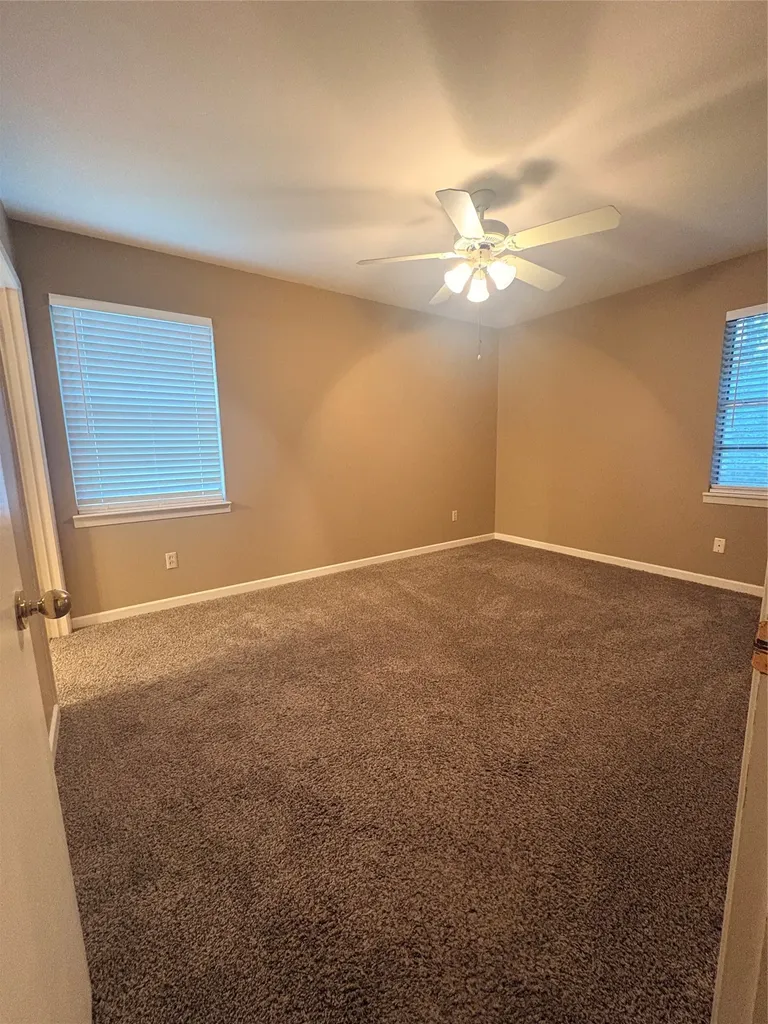 1300 Royal Oaks Drive Waco TX 76710