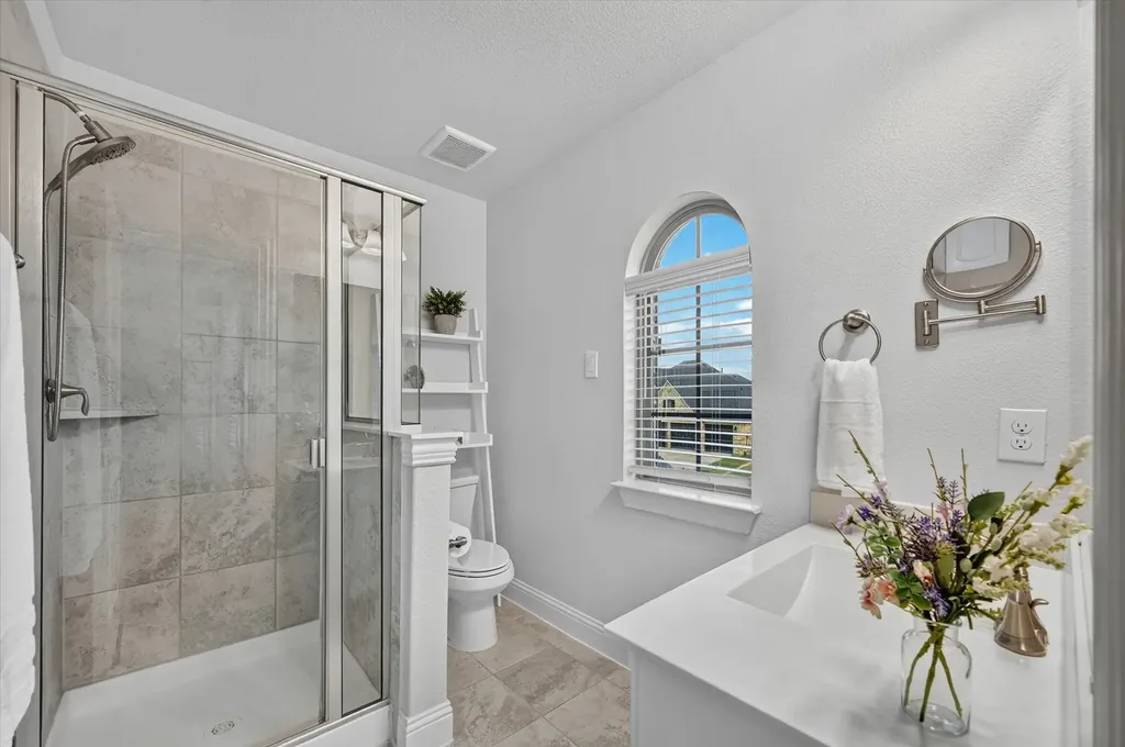 1812 Briscoe Drive Lantana TX 76226