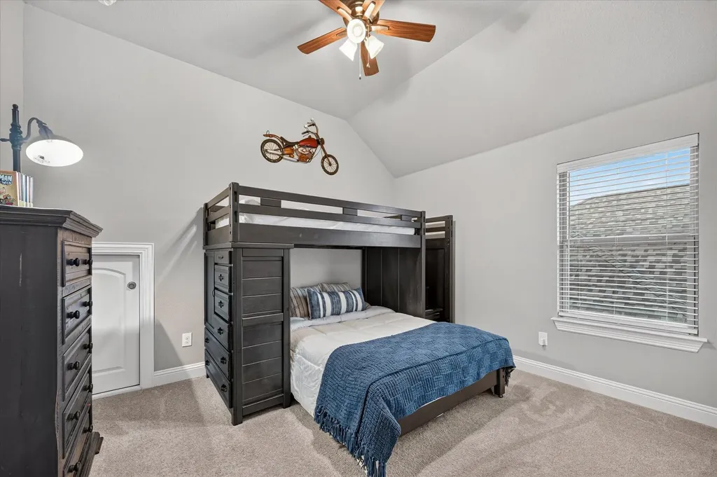 1812 Briscoe Drive Lantana TX 76226