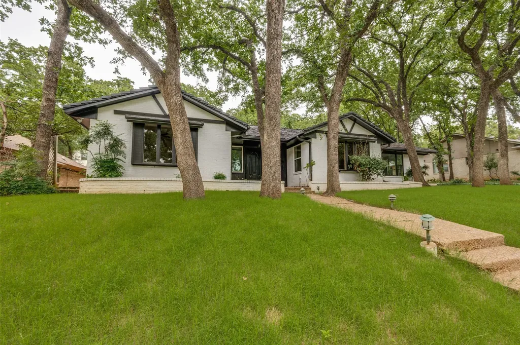 2117 Franklin Drive Arlington TX 76011