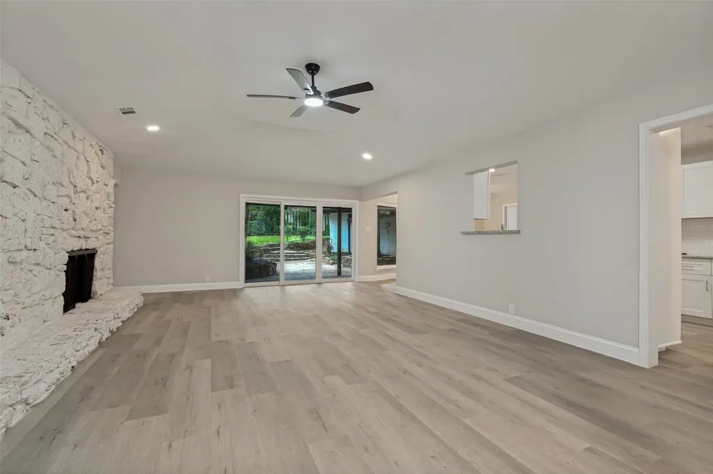 2117 Franklin Drive Arlington TX 76011