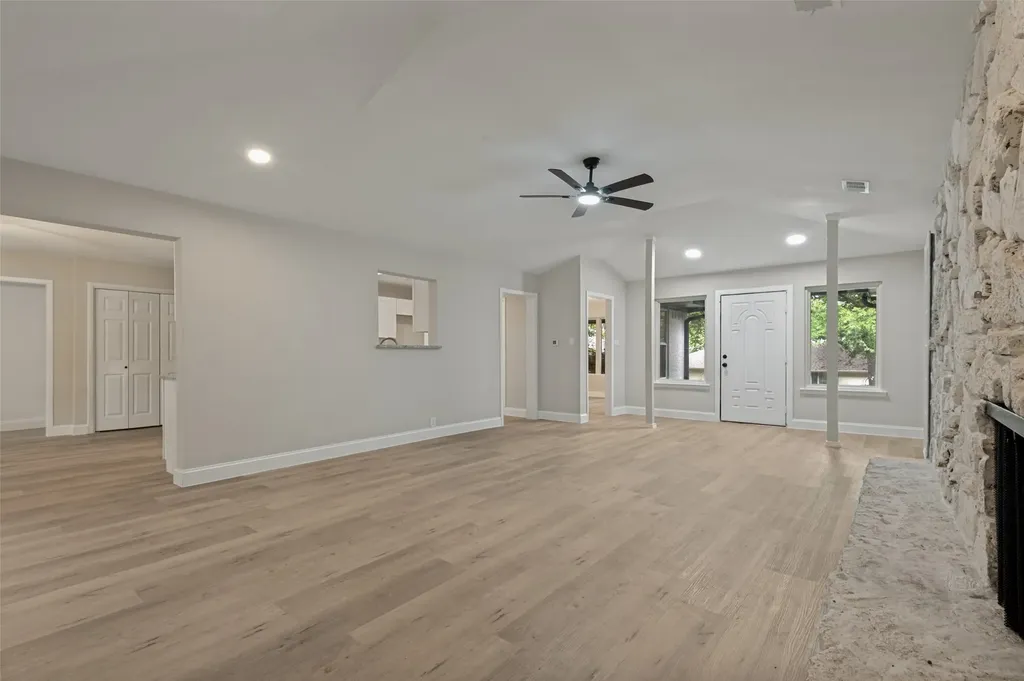 2117 Franklin Drive Arlington TX 76011
