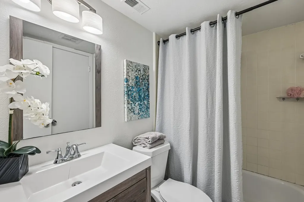 300 Rush Creek Drive Heath TX 75032