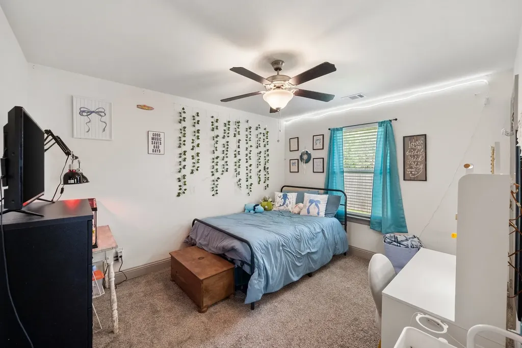 732 Edgewood Avenue Corsicana TX 75110