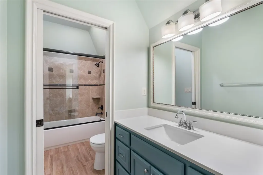 1029 Long Isles Lane Lewisville TX 75056