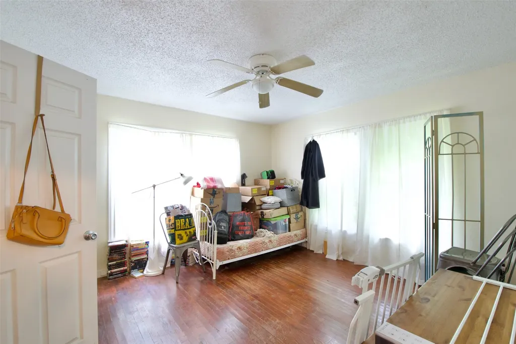 2224 Live Oak Avenue Waco TX 76708