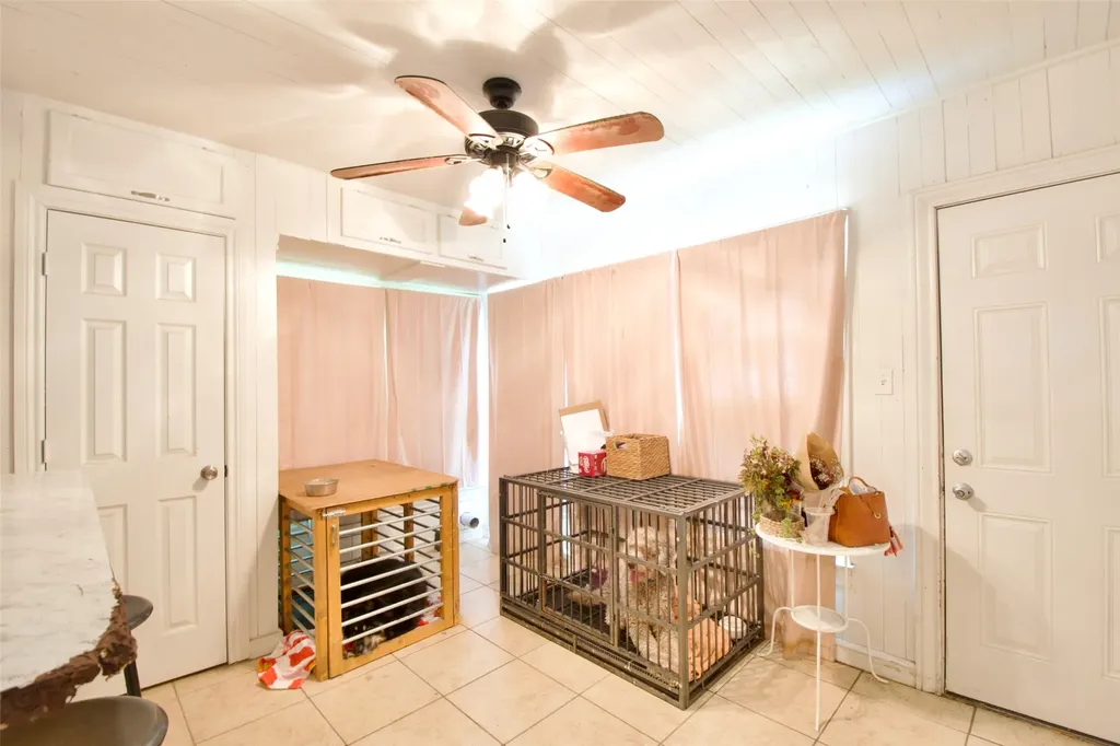 2224 Live Oak Avenue Waco TX 76708
