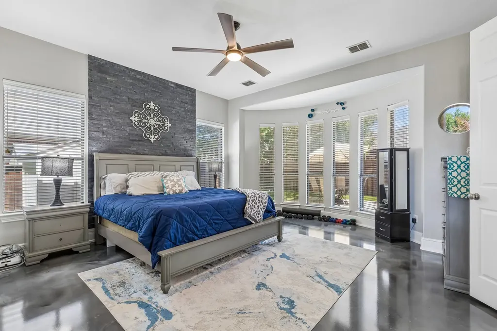 2803 Deerhurst Drive Highland Village TX 75077