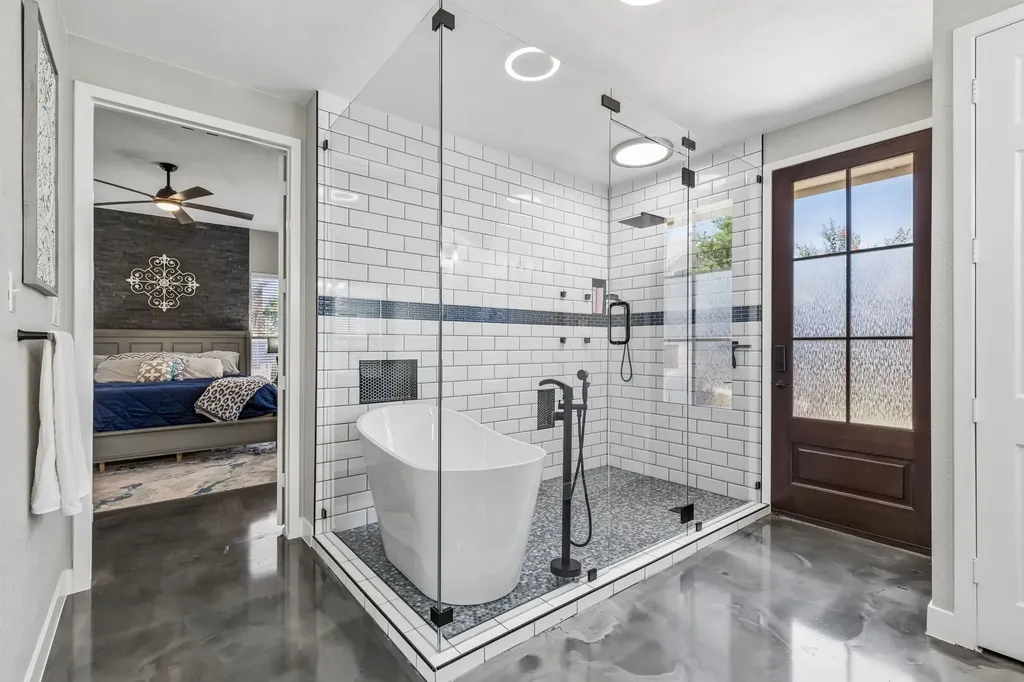 2803 Deerhurst Drive Highland Village TX 75077