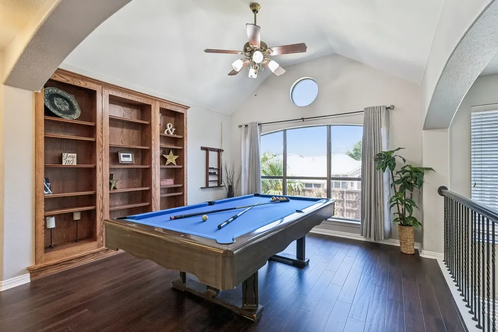 2803 Deerhurst Drive Highland Village TX 75077