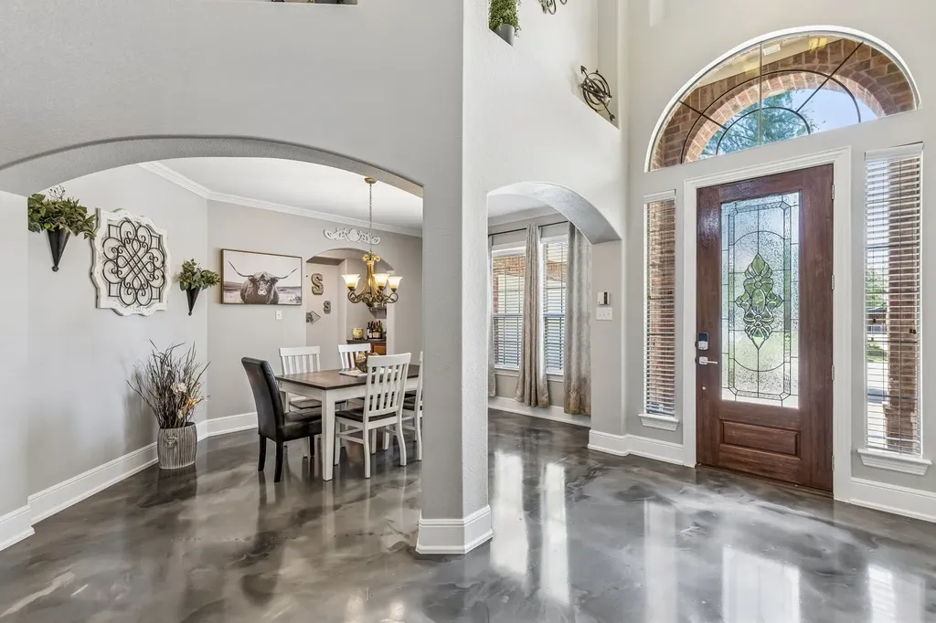 2803 Deerhurst Drive Highland Village TX 75077