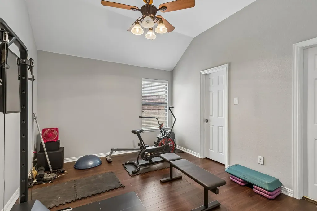 2803 Deerhurst Drive Highland Village TX 75077