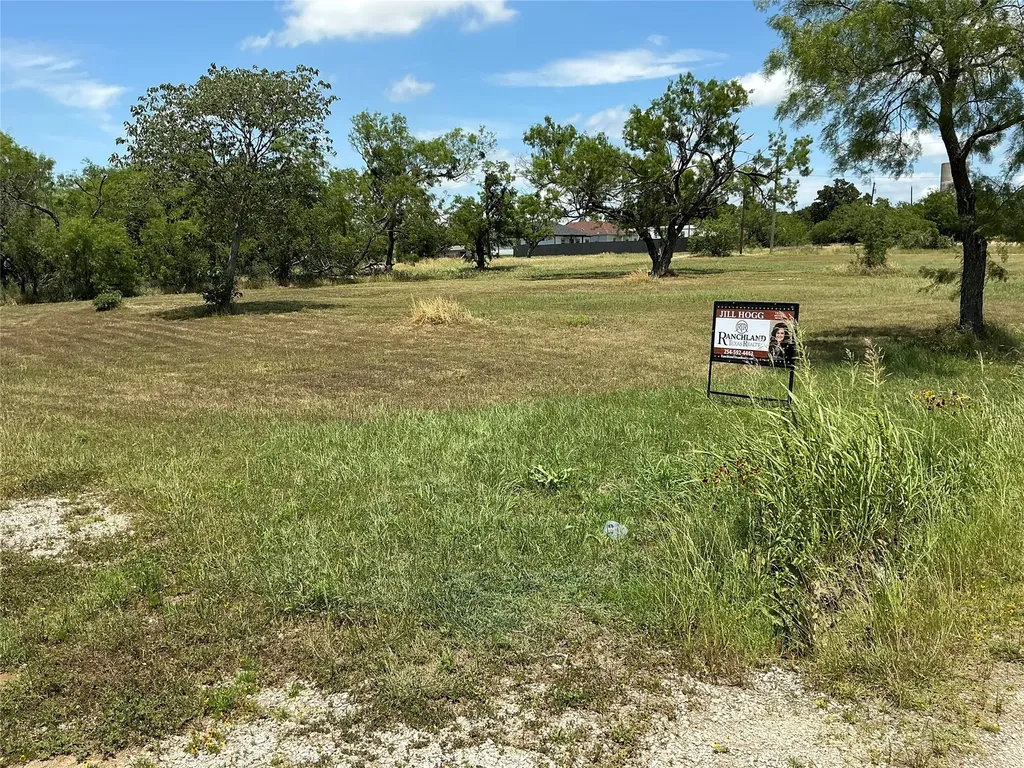201 NE 22nd Street Cisco TX 76437