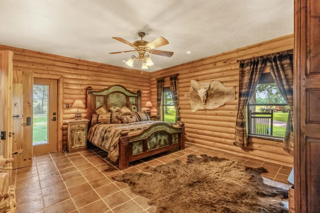 609 County Road 2421 Como TX 75431