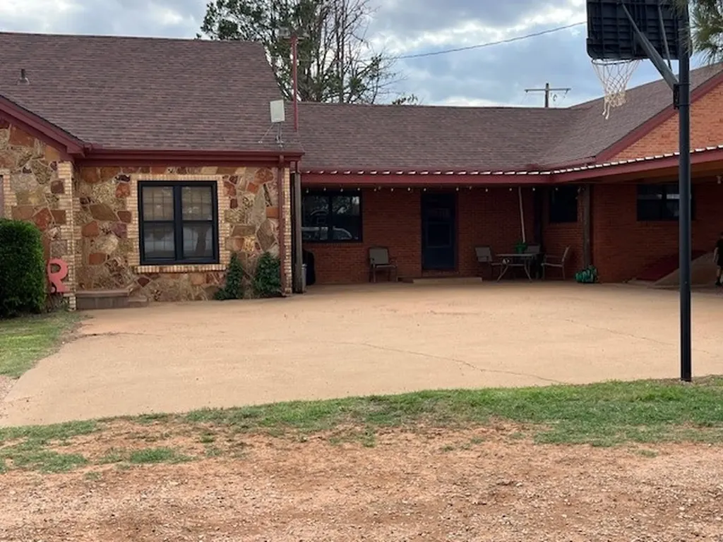 1163 State Highway 70 N Rotan TX 79546