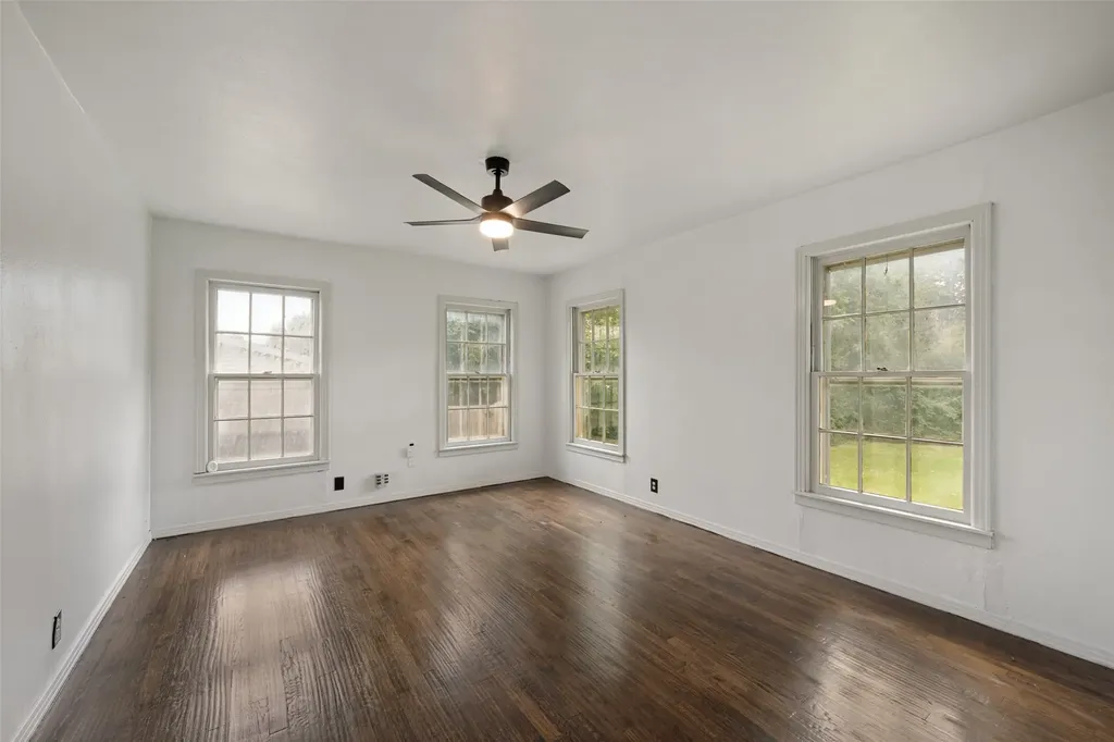 3539 Kingsbury Avenue Richland Hills TX 76118