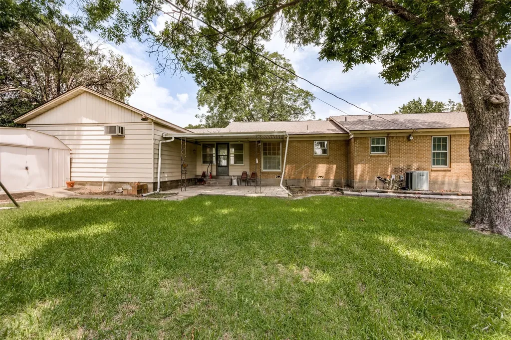 3539 Kingsbury Avenue Richland Hills TX 76118