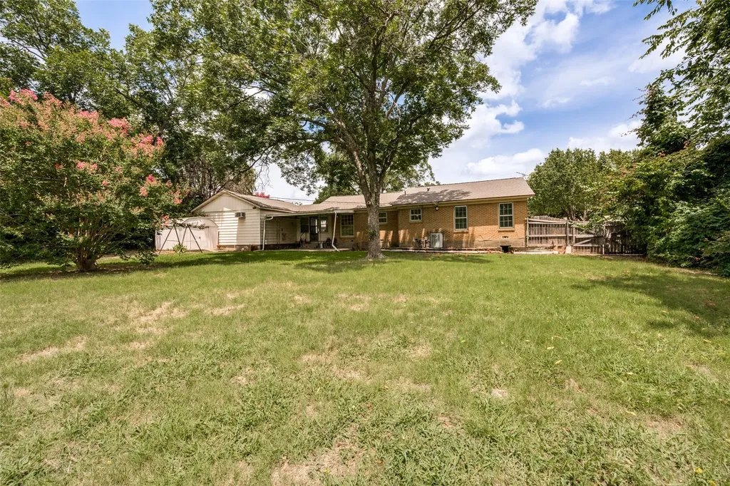 3539 Kingsbury Avenue Richland Hills TX 76118