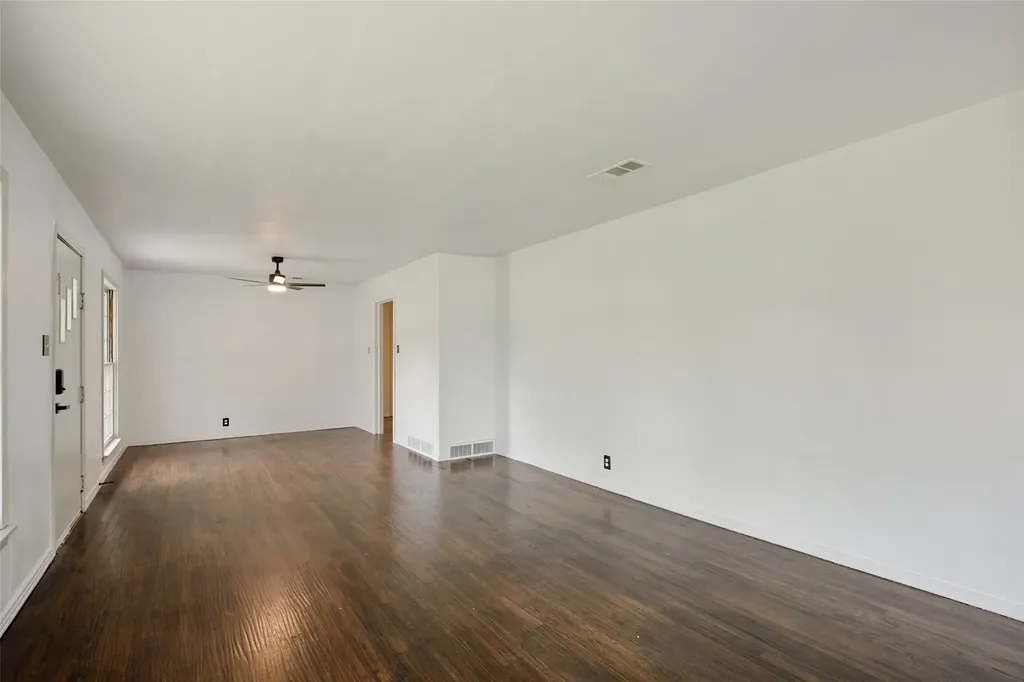 3539 Kingsbury Avenue Richland Hills TX 76118