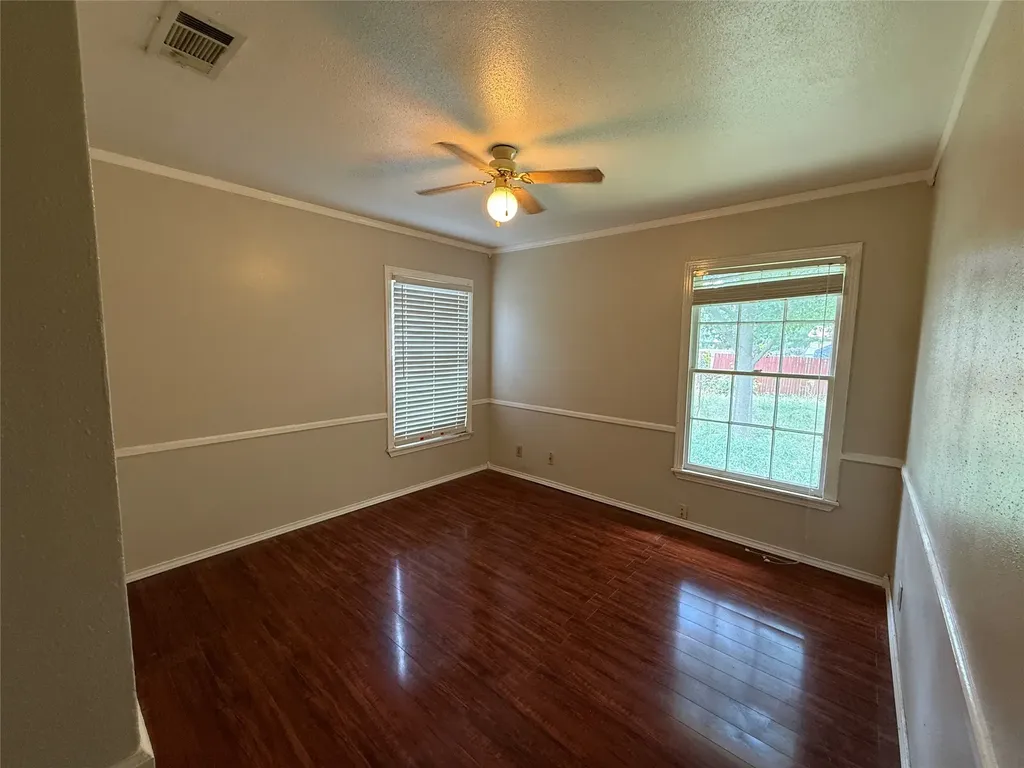 2114 Glengariff Drive Dallas TX 75228