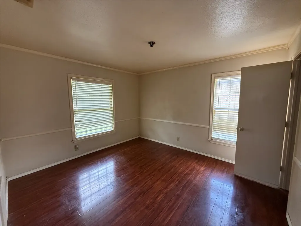 2114 Glengariff Drive Dallas TX 75228