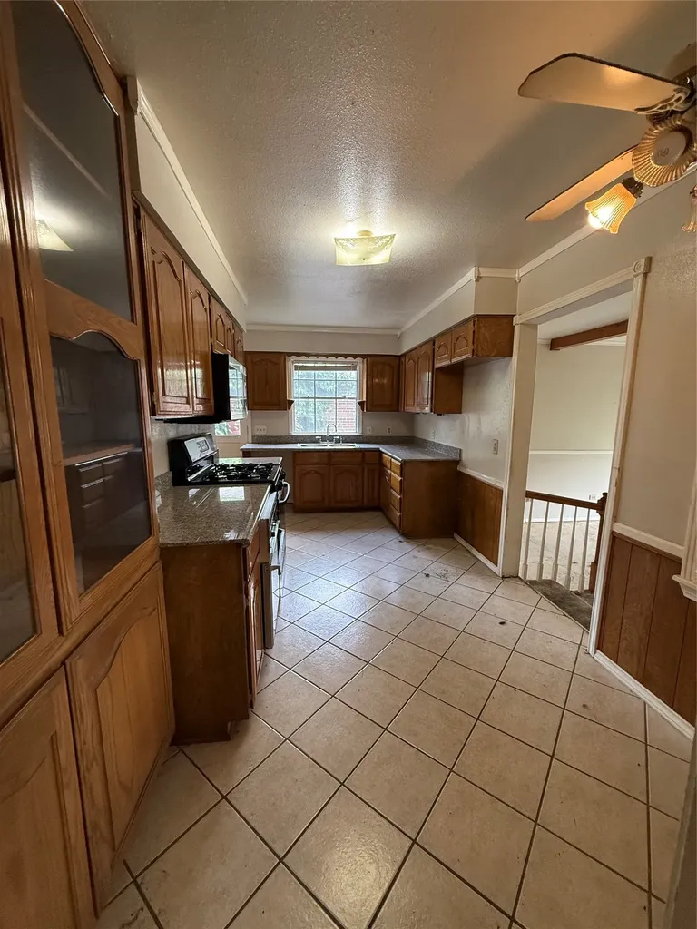 2114 Glengariff Drive Dallas TX 75228