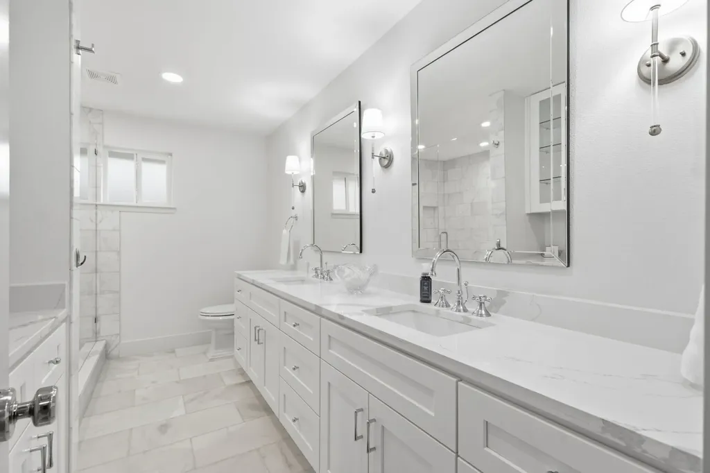 4416 Laren Lane Dallas TX 75244