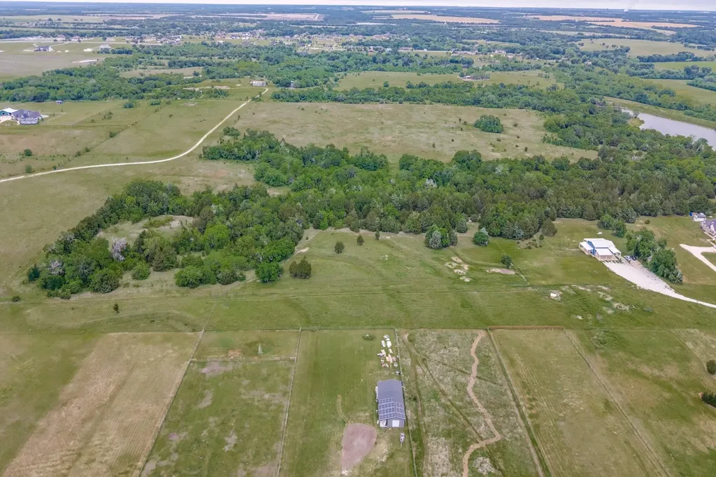 2181 Bledsoe Road Gunter TX 75058