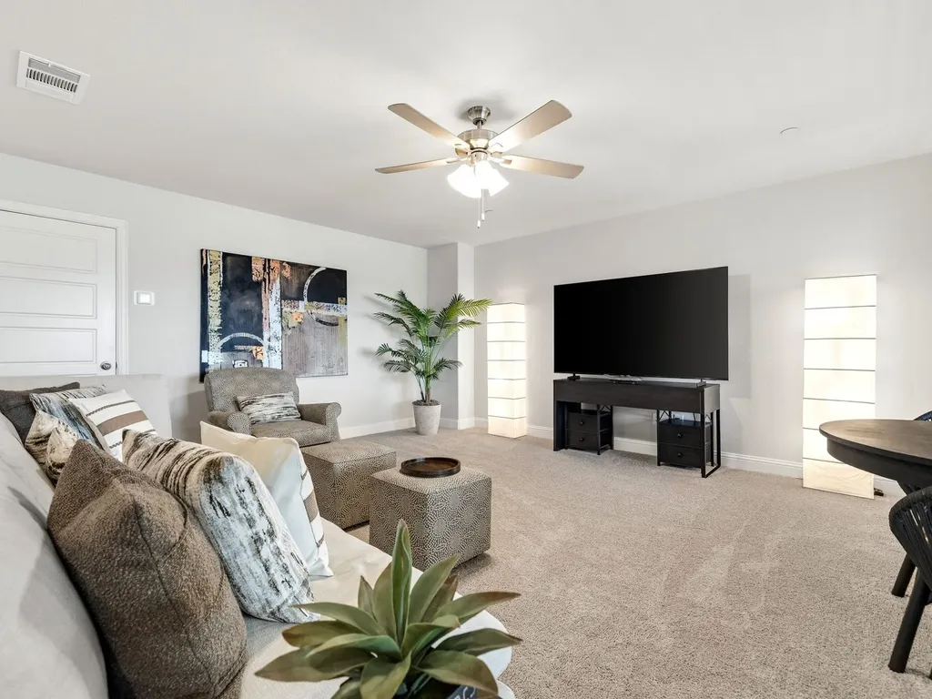 381 Blackthorne Drive Plano TX 75074